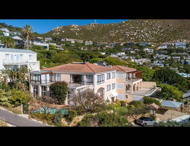 9 BEDROOM HOUSE FOR SALE IN LLANDUDNO